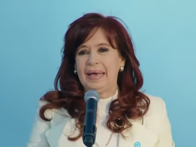 Cristina Kirchner apuntó contra los empresarios que recibieron exenciones fiscales y contra las prepagas