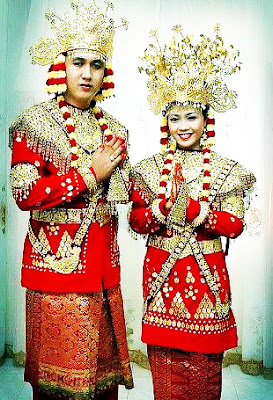 Keunikan-Pakaian-Baju-Adat-Tradisional-Bengkulu-Provinsi-Bengkulu