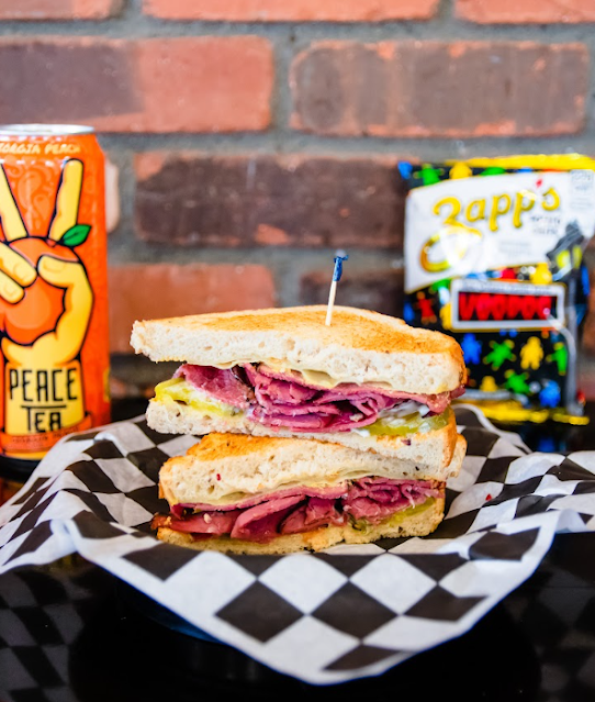 Sandwiches For Every Season At Knuckle Sandwiches in Mesa, AZ