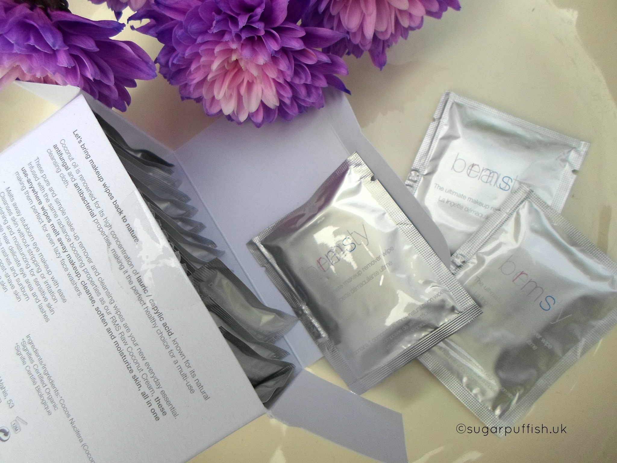 review RMS Beauty Ultimate Makeup Remover Wipes