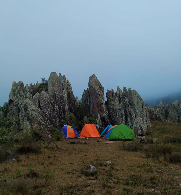 Pico das Almas - Acampamento nos Gerais do Queiroz. (Foto: Açony Santos)