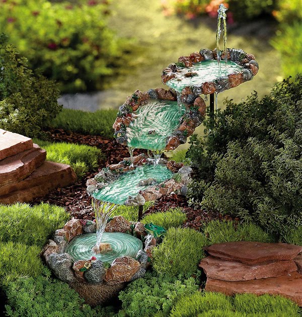Backyard fountains, backyard fountain designs, backyard design ideas, backyard designs