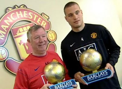 Sir Alex Ferguson Nemanja Vidic Barclays Manager and Player of the Season awards