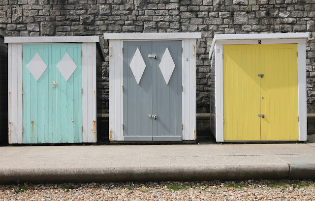 beach_huts_lyme_regis