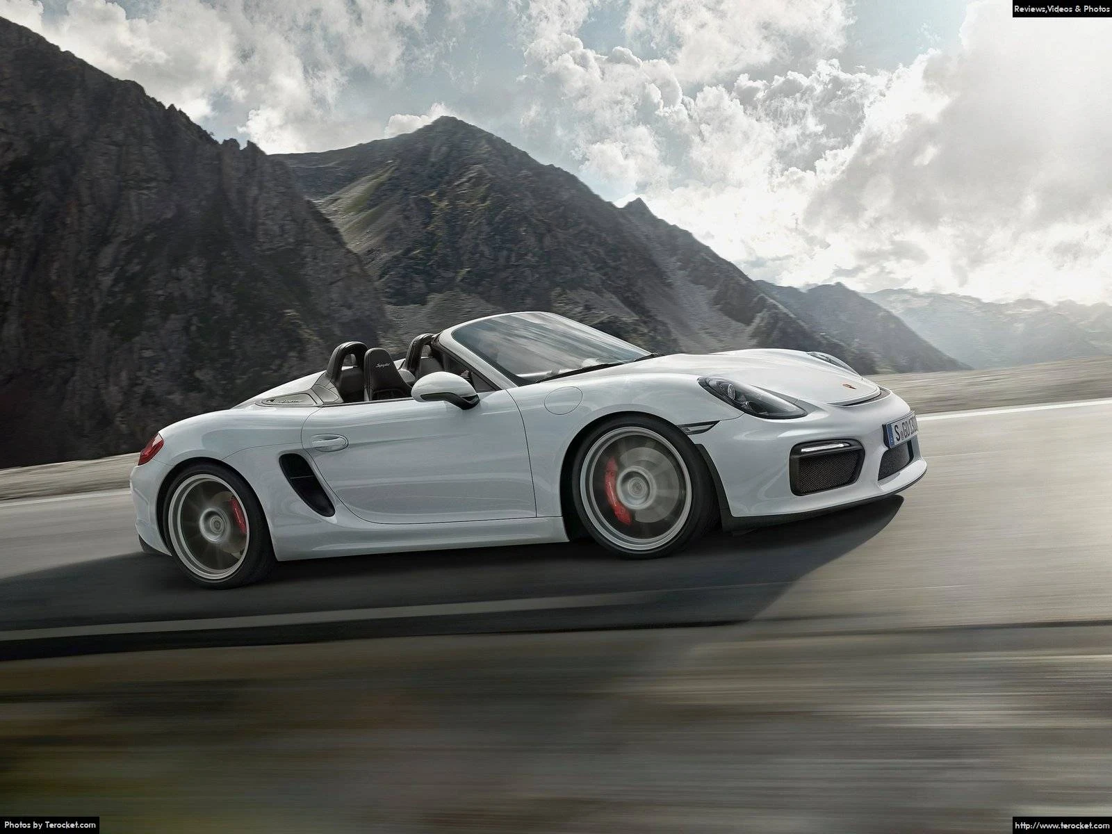 Hình ảnh xe ô tô Porsche Boxster Spyder 2016 & nội ngoại thất