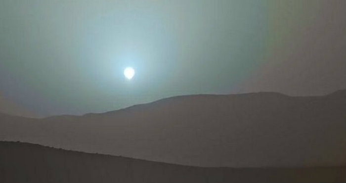 Inilah Penampakan Matahari Terbenam di Planet Merah