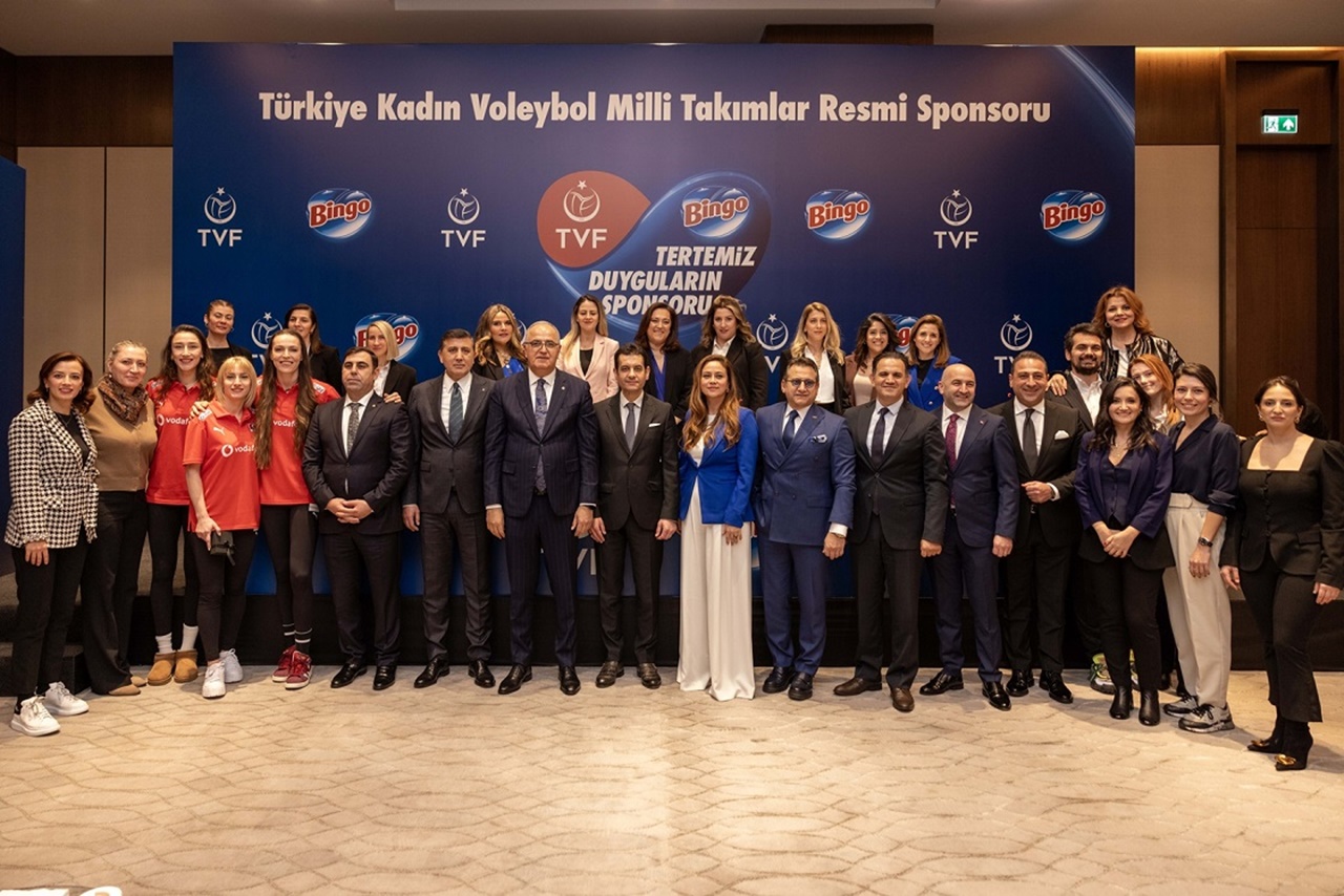 Bingo ký tài trợ chính thức cho đội tuyển bóng chuyền nữ Thổ Nhĩ Kỳ