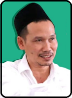 KH. Bahauddin bin Kiai Nursalim  ( Gus Baha ) 