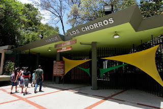 Horarios y precios del parque Los Chorros Caracas (Actualizados). Tarifas, precios y horarios del parque Los Chorros de Caracas actualizados.. Entrada al parque Los Chorros.