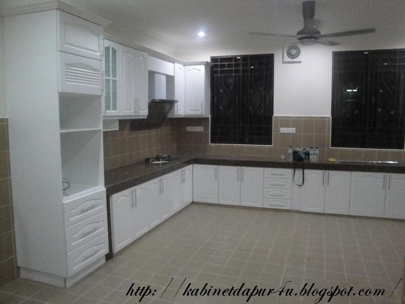 FIZLY KABINET DAPUR Kota Warisan Kayu Nyatoh 