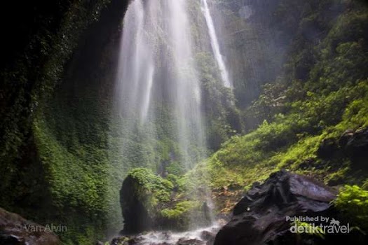 madakaripura-air-terjun-jawa.jpg