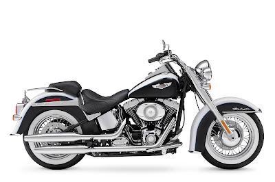 Harley-Davidson FLSTN Softail Deluxe