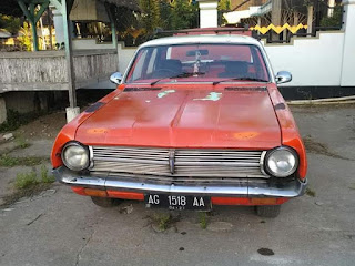 Dijual Sedan Klasik Australia HOLDEN siap pakek