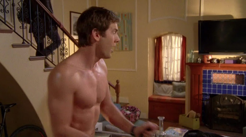 Ryan McPartlin Shirtless on Chuck s4e13