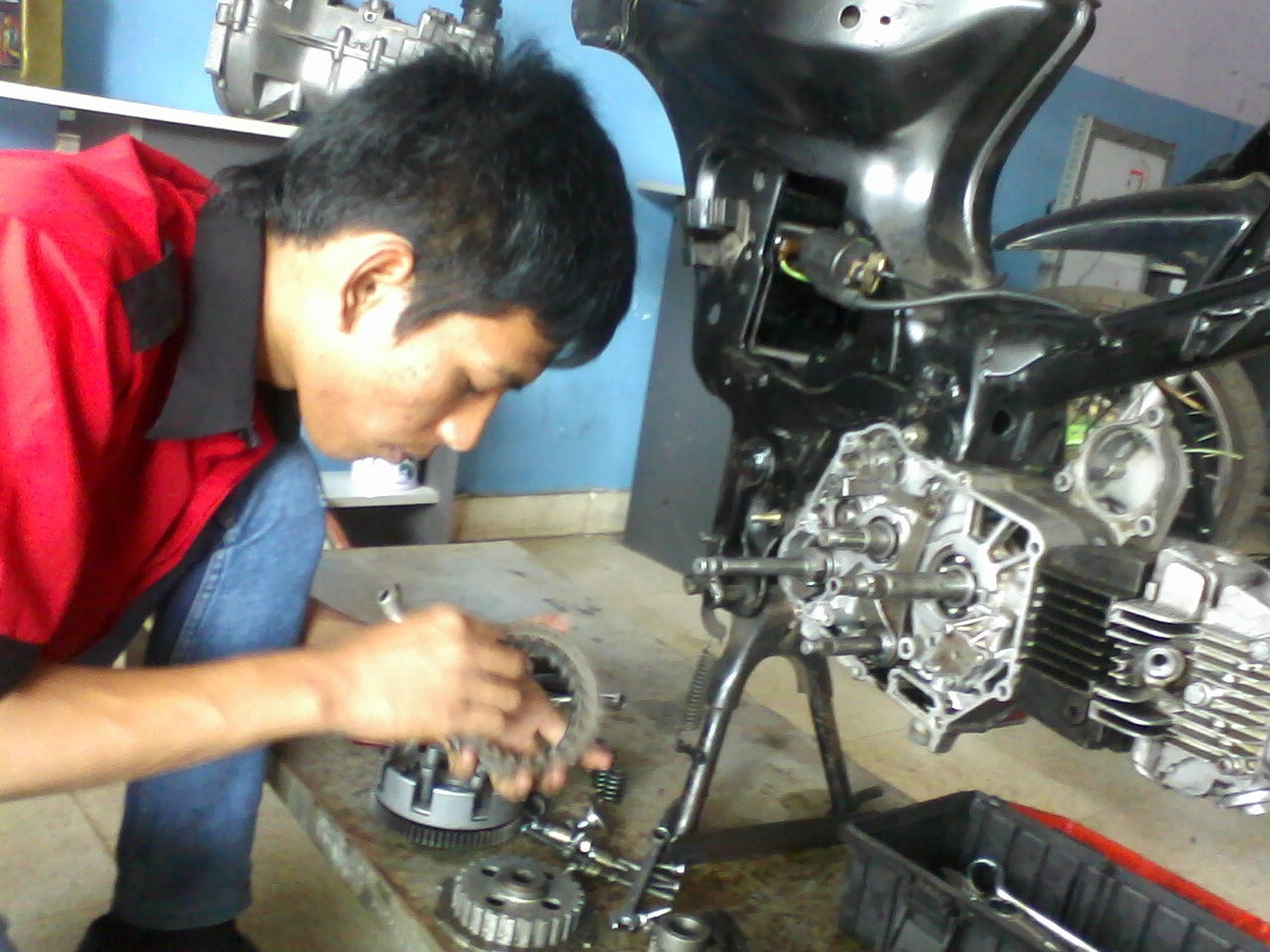 Para Maniak Otomotif Cara Merakit Motor Drag