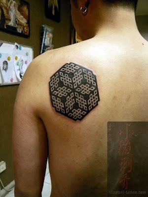 This free tattoo design is a famous illusion - you can look it in many 