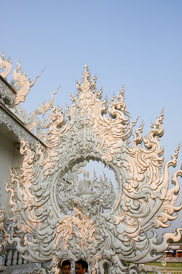 Wat Rong Khun temple details