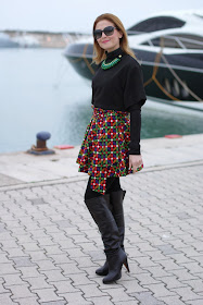 letthemstare.com, Let them stare bow skirt, Chanel sunglasses, colorful skater skirt, Fashion and Cookies, fashion blogger