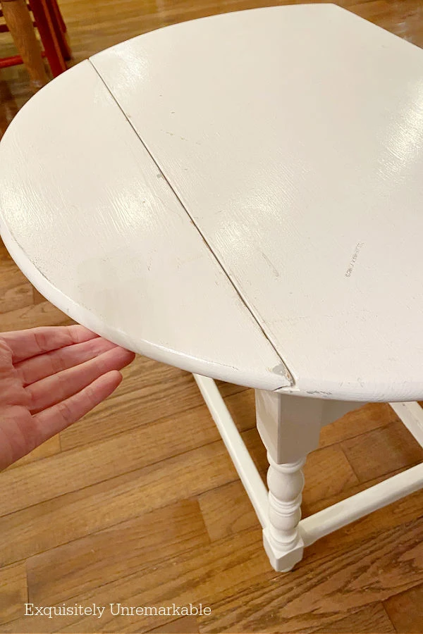 White Drop Leaf Table in need of a Makeover