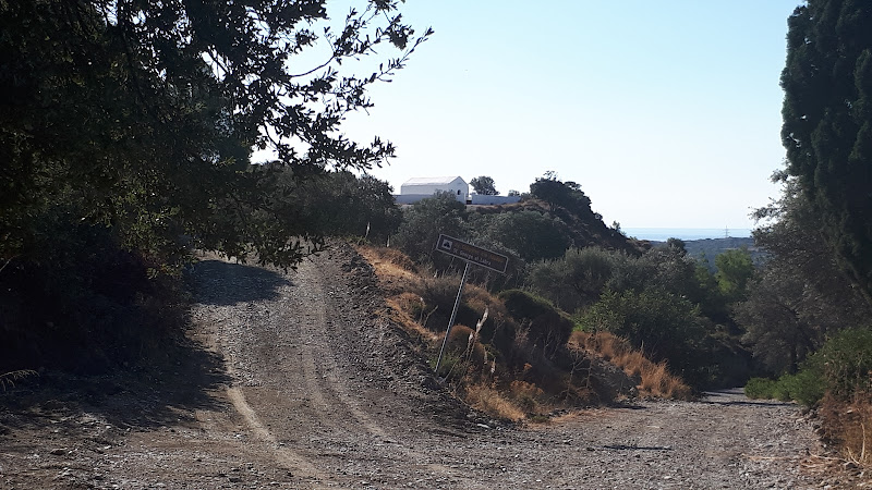 St Georges chapel on route up the hill to Asklipio