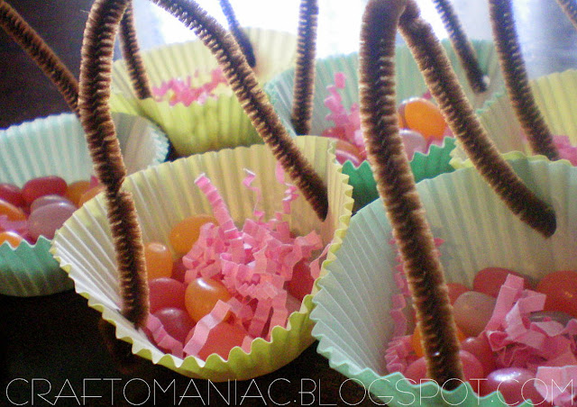 wall decoration ideas for easter Wall Decoration Ideas: Cupcake Liner Basket plate favors | 640 x 452