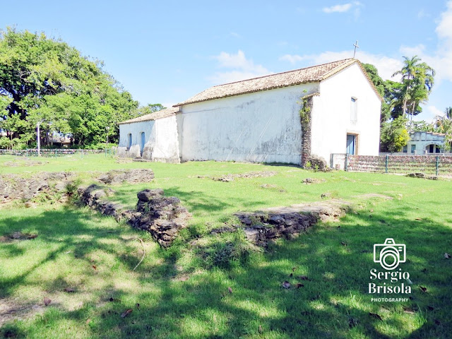 Ruínas da primeira escola jesuíta do Brasil (Igreja de São Benedito) - Porto Seguro