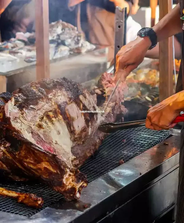 gambar kambing golek di buffet ramadhan Grand Riverview Hotel Kota Bharu Kelantan