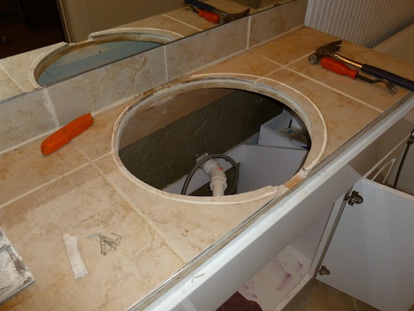 Bathroom Tile Countertop Ideas : Kitchen Countertop Tile Design Ideas (Kitchen Countertop ... / A stunning master bathroom with large stone bath tub, walk in rain shower, large format porcelain tiles, gun metal finish bathroom fittings, bespoke wood features and stylish janey butler interiors throughout.
