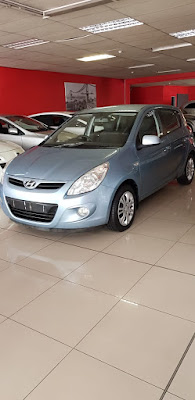 2011 Hyundai i 20 - 5 speed manual Blue 