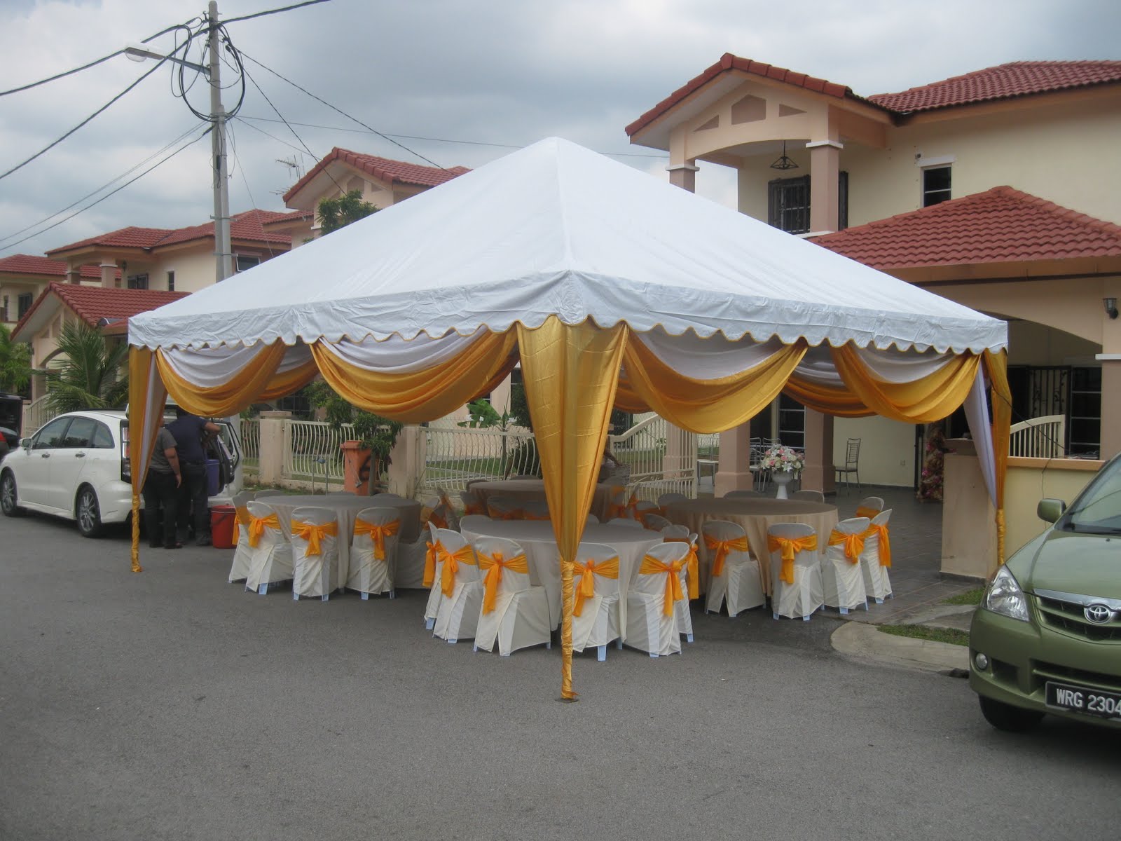 PERKHIDMATAN KATERING CATERING SERVICES Khemah Kanopi PERKHIDMATAN KATERING CATERING SERVICES Khemah Kanopi