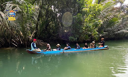 Kanoeing di Sungai Cigenter Ujung Kulon