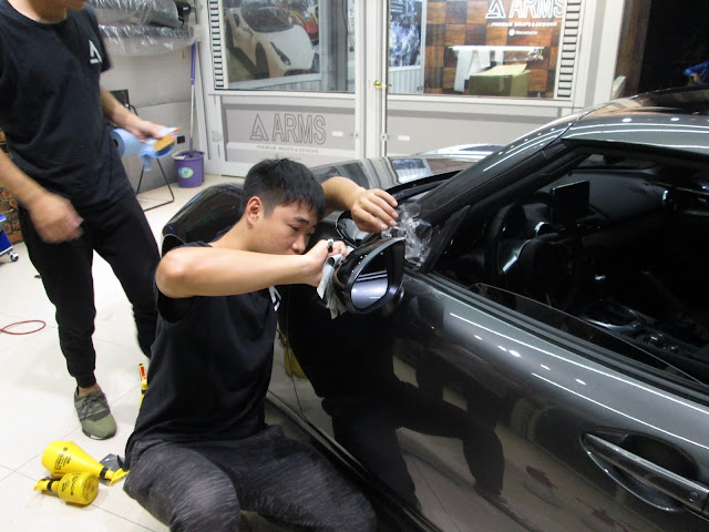 新竹汽車鍍膜,新竹機車鍍膜,  新竹汽車美容,竹北汽車美容      我們利用3M專用膠膜，以專業技術及精細手工來設計專屬您的愛車