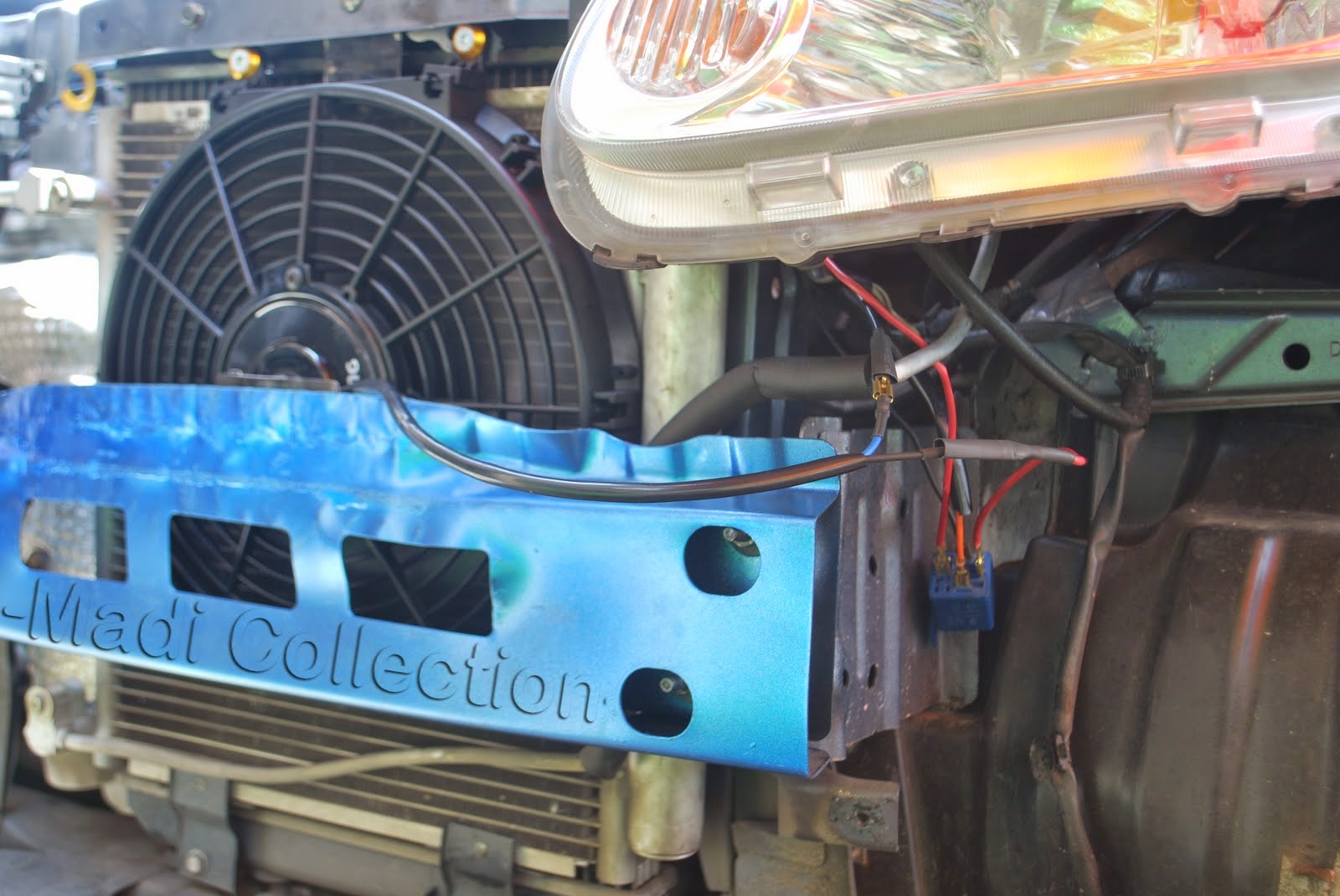 Me2kimiblogspotcom AIRCON DOUBLE FAN CONDENSER FAN