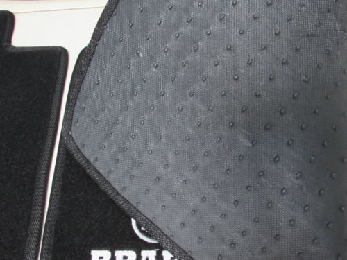 karpet mercy w124 brabus style hitam bahan beludru super