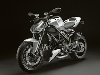 2011 Ducati Streetfighter 