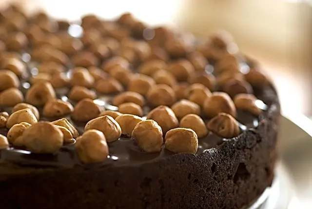 How To Make Chocolate Hazelnut Cake