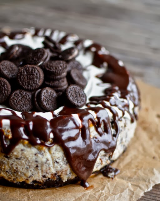 http://www.yammiesnoshery.com/2013/10/oreo-fudge-cheesecake.html