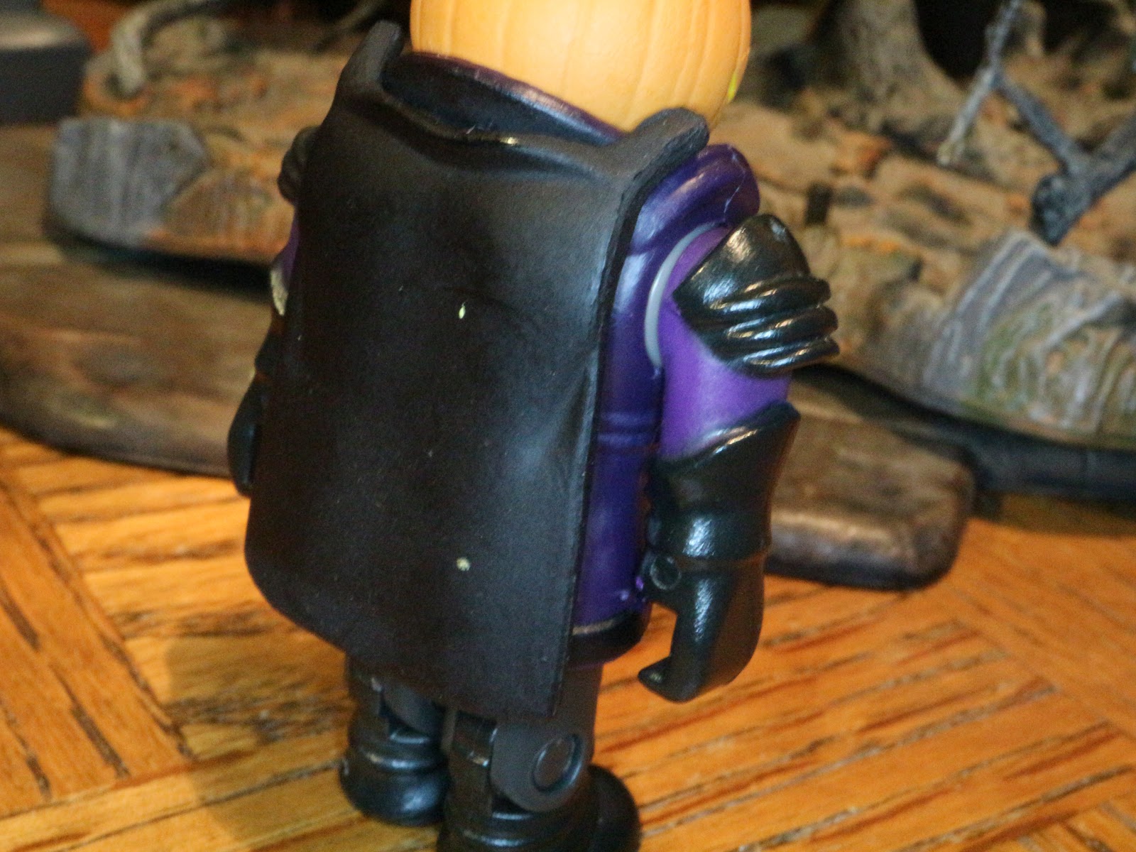 Action Figure Barbecue The Revenge Of 31 Days Of Toy Terror Headless Horseman From Roblox By Jazwares - roblox headless shirt