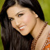 Sunny Leone Smiling HD Wallpapers For Tablet