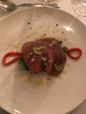 photo of my first course "tuna carpaccio" at the menu in the masters home in Munich 