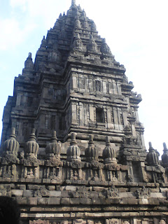 Treveling prambanan