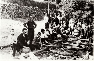 1961  Λαμπρή .