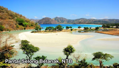 Pantai Selong Belanak