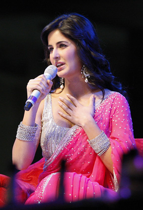 Katrina Kaif At Dubai Dreamz Concert Pictures