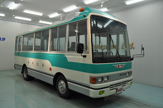 1993 Hino Rainbow for Tanzania