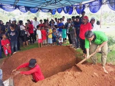 Gambar Makam Olga Syahputra