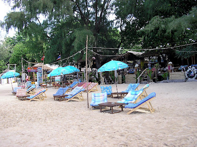  narrow isle with a backbone of forested mountains together with a dozen or hence pretty squeamish beaches Bangkok Thailand Travel Map & Things to do in Bangkok : Ko Lanta