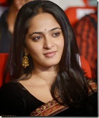 Anushka_shetty_cute_photo