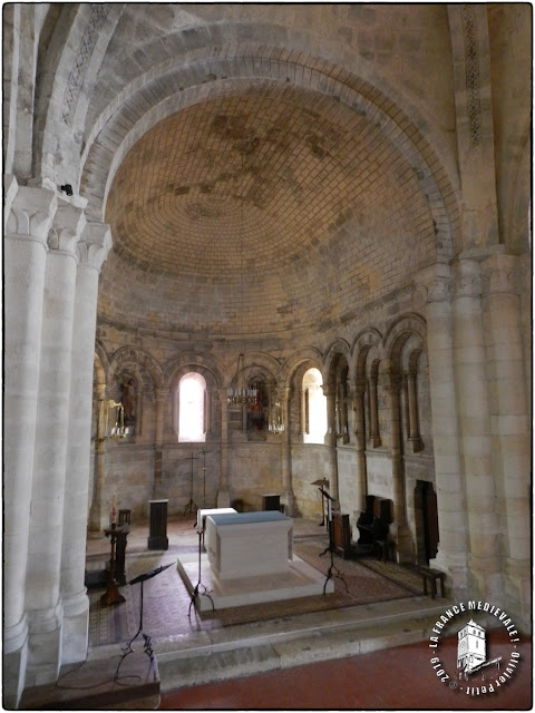 MONTAGNE (33) - Eglise Saint-Martin (Extérieur)