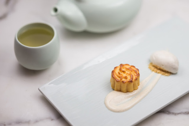 CELEBRATE CHINA’S MID-AUTUMN FESTIVAL WITH LIMITED EDITION MOON CAKES AT YAUATCHA 